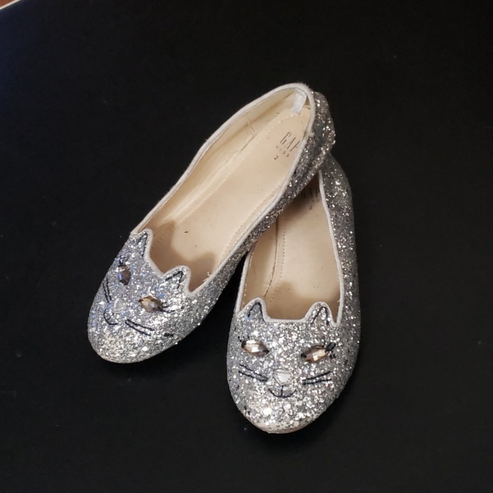 Gap sparkly silver kitty shoes